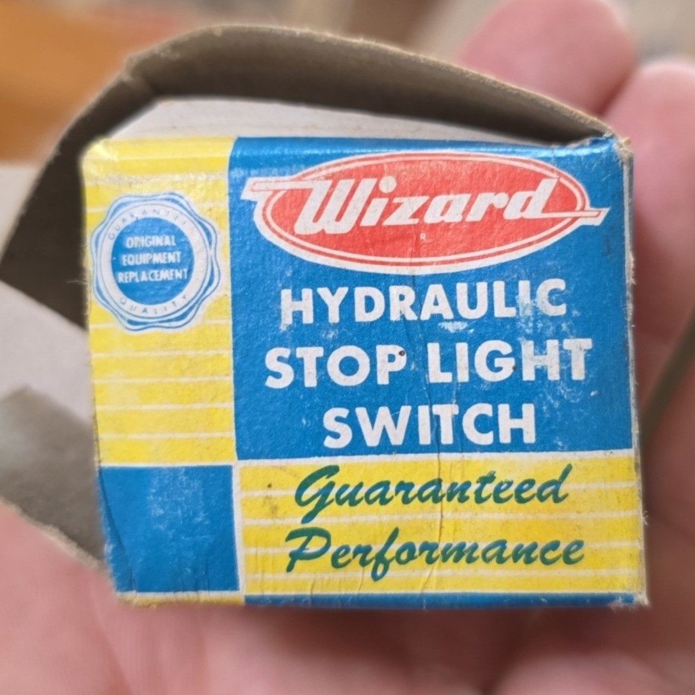Wizard Hydraulic Stop Light Switch L2738 NOS Vintage Western Auto Brake Part